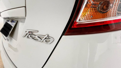 Peunord Ford Fiesta Se 1.6l Año 2018 Blanco