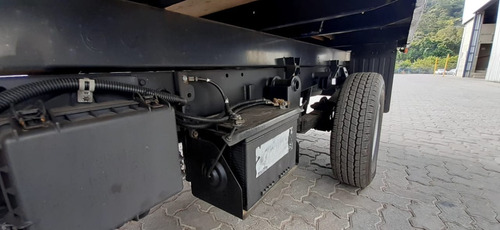 Imagem 10 de 12 de Kia Bongo Bau De Aluminio 2009 Hyundai Hr