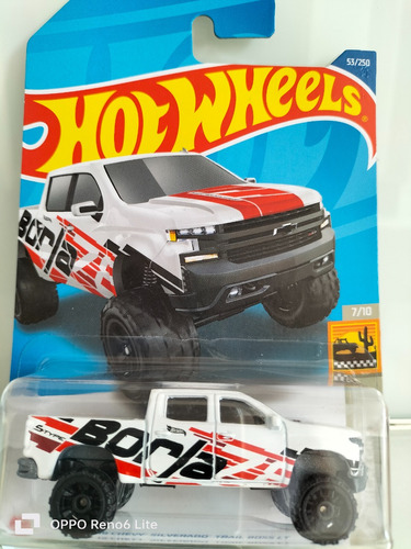 '19 Chevy Silverado Trail Boss Lt Borja Hot Wheels 1:64