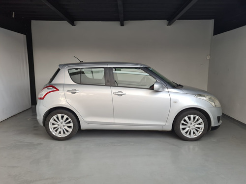 Imagen 6 de 15 de Suzuki Swift 2012 1.4 Gls Mt