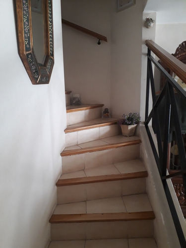 Imagen 10 de 14 de Triplex En Barrio Cerrado.