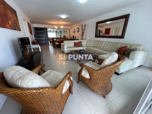 Imagen 4 de 19 de Apartamento En Alquiler De Temporada - Mansa