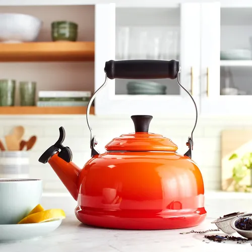 Le Creuset Enamel-on-steel Whistling 1.7 Quart Teakettle,...