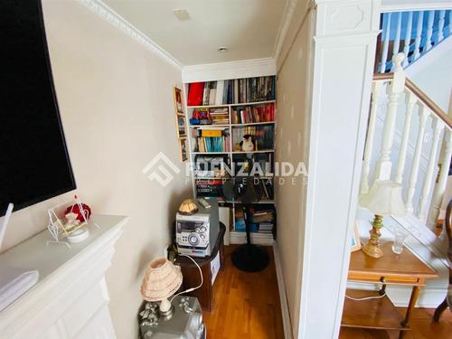 Casa En Venta De 3 Dorm Y 2 Bañ En La Comuna De El Bosque