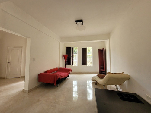 Imagen 3 de 10 de Comodo Town House En La Asuncion