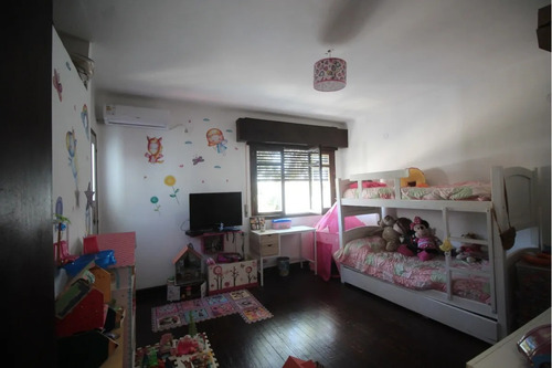 Cómoda Casa En Pleno Centro, Ciudad De Paysandú