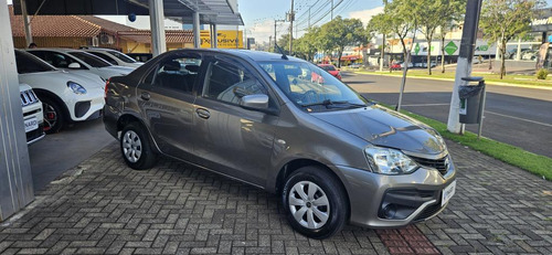 Toyota Etios Sedán 1.5 Flex 16V 4p Aut.