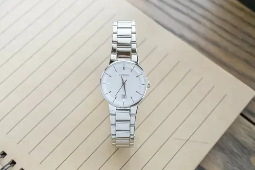 Reloj quartz blanco new arrivals