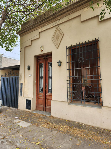 Casa En Venta En Fraga 700 - Barrio Belgrano Rosario