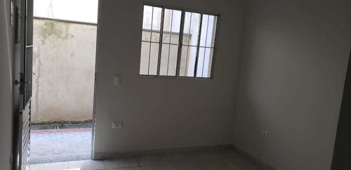 Imagem 4 de 14 de 3 Cômodos Em Condominio