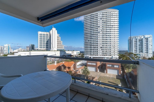 Imagen 2 de 18 de Apartamento 3 Dormitorios En Playa Mansa, Punta Del Este - Cap Breton
