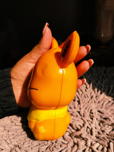 Squeeshy Charmander Juguete Antiestres Pokemon Pikachu 13cm