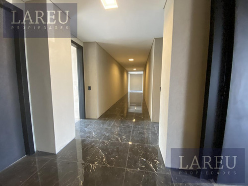 Venta Oficina - Pilar