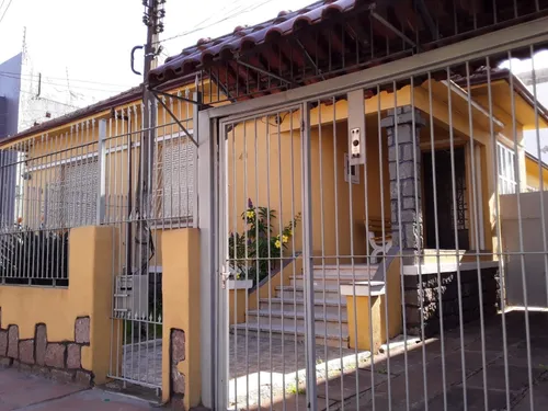 Casa Mobiliada 3 Qtos 2 Banheiros No Bairro Navegantes