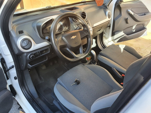 Imagen 11 de 15 de Chevrolet Tornado 2019 1.8 Ls Mt