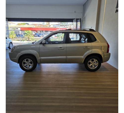 Hyundai Tucson 2.0 MPFI GLS 16V 143CV 2WD FLEX 4P AUTOMÁTICO