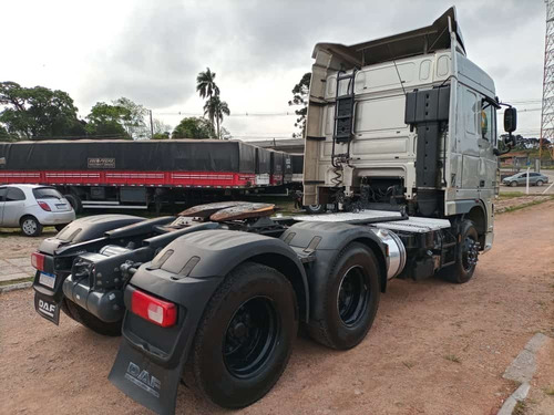 Imagem 7 de 15 de Daf 105.460 Xf 6x4 2014 Automático
