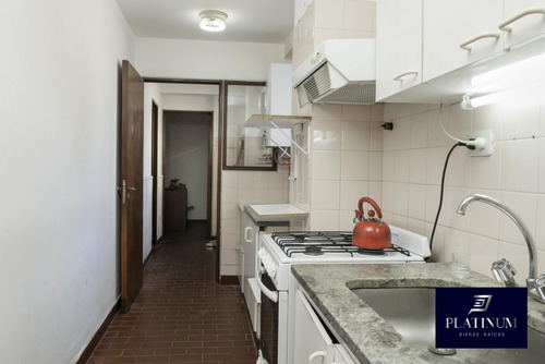Imagen 10 de 30 de Vende Amplio Departamento Sobre Av. Belgrano Al 2000