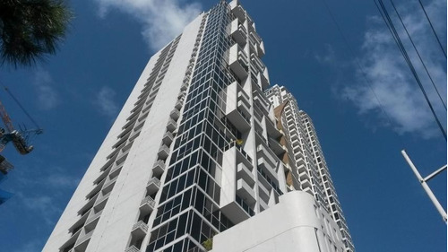 Venta De Apartamento Amoblado En Privé, Sn Francisco 20-5194