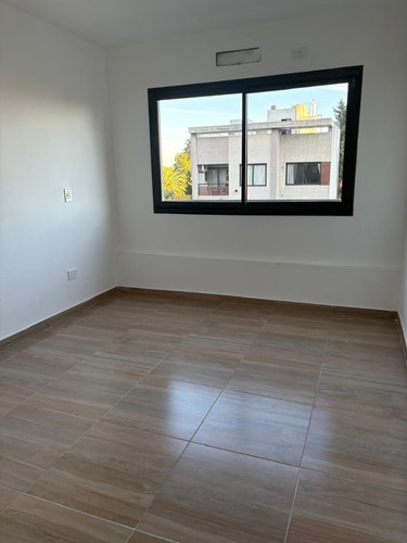 Hermoso 3 Ambientes Desarrollado En Una Planta En Venta!