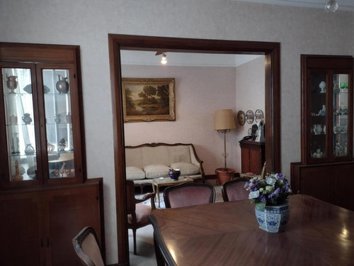 Departamento En Alquiler - 2 Dormitorios 3 Baños - 150mts2 - Recoleta