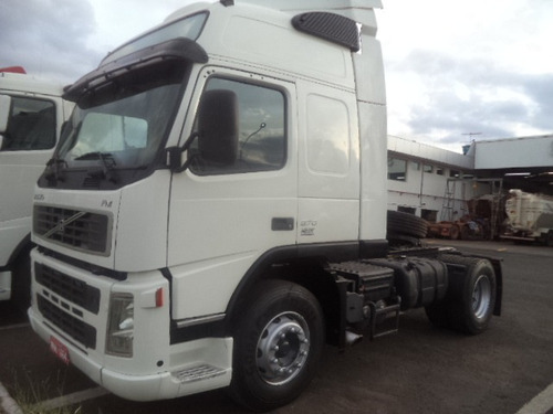 Volvo Fm 370 - 2009 - 4x2 - Teto Alto - Automático -