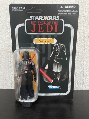 Darth Vader Revenge Of The Jedi Vintage Collection # 08 2011 (Usado)