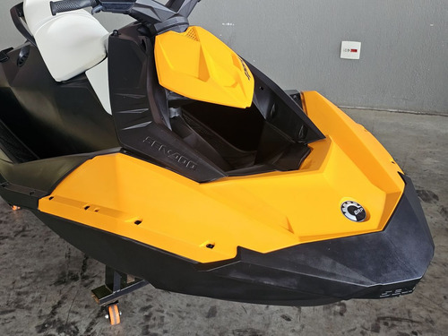 Jet Ski Sea Doo Spark 2up 60hp