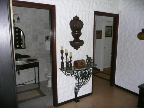 Casa En Alquiler Por Temporada De 5 Dormitorios En Lugano