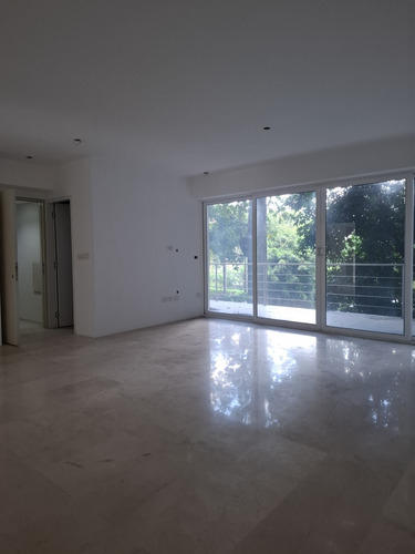 Venta De Apartamentos En El Country Club Jt