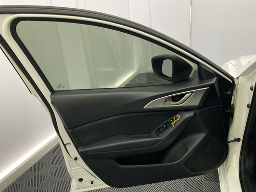 Mazda 3 2.0 Prime