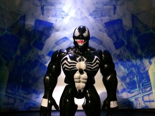 Venom Marvel Super Heroes - Toy Biz - Sheldortoys