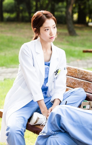 Collar Dorama Coreano Doctors Lucky Park Shin Hye (Usado)