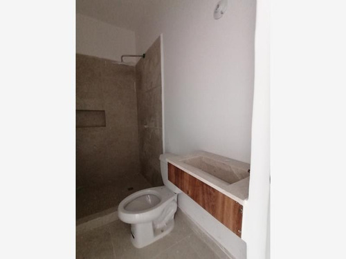 Imagen 11 de 12 de Casa Sola En Venta Los Olivos