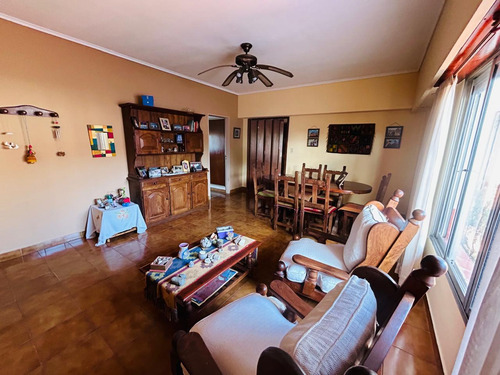 Venta O Permuta Ph-departamento 3 Ambientes En Villa Luzuriaga Con Patio