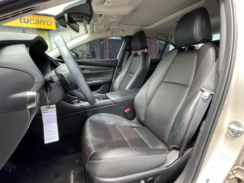 Mazda 3 Grand Touring 2.0cc AT AA 4X2