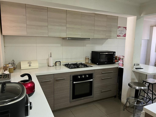 Vendo Comoda Casa En Sector Avenida España