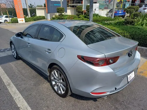 Mazda 3 2023