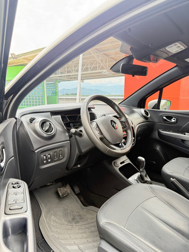 Renault Captur 2.0 Bose Automática