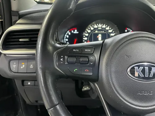 Kia Sorento 3.3 V6 EX Piel 7 Pasajeros At