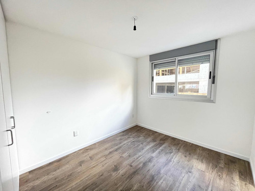 Imagen 5 de 7 de Alquiler Apartamento 1 Dormitorio Con Terraza A Estrenar Con Garage / Centro