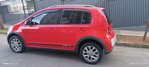 Volkswagen Up! Volkswagen Up! 1.0 12v E-Flex cross up!