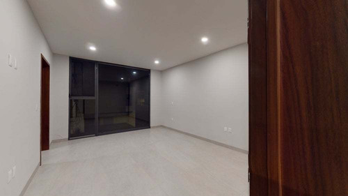 Imagen 8 de 14 de Casa C/3 Cuartos, 4 Baños Compl. Y 1 Medio Baño, 2 Cocheras