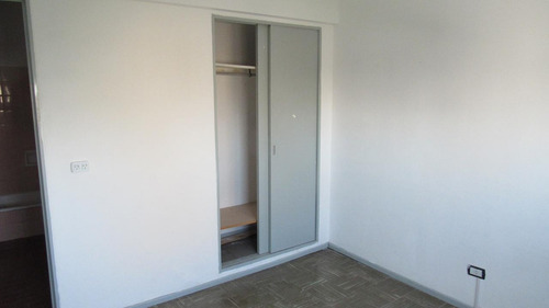 Imagen 8 de 11 de Departamento De 1 Dormitorio En La Plata Calle 56 E/ 9 Y 10 - Dacal Bienes Raíces
