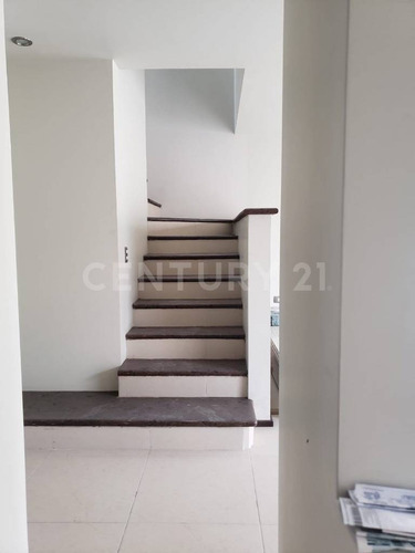Imagen 21 de 30 de Se Vende Casa En Senda Real Celaya Guanajuato