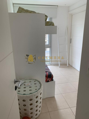 Apartamento En Punta Del Este, Aidy Grill- Ref: 2457