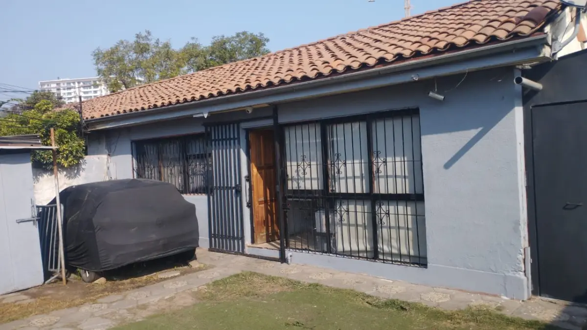 Imagen 2 de 14 de Casa Esquina Uso Comercial, 3 Dormitorio 2 Baños La Florida