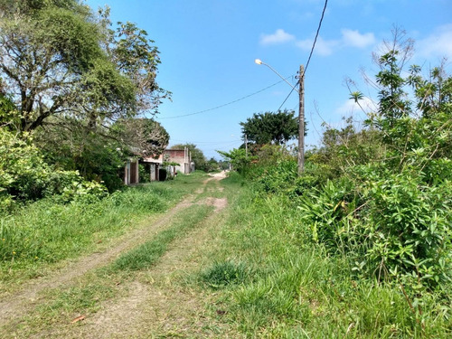 Imagem 2 de 7 de Terreno À Venda Com 300m², Analisa Carro. Itanhaém/sp Ter144