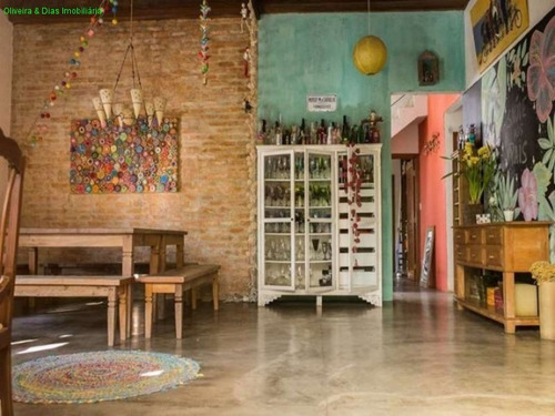 Imagem 3 de 19 de - Casa De Esquina (rua Represa X Rua Barragens) Rústica Quase Térrea, Com Muito Estilo E Charme. - Ca00109 - 33672813