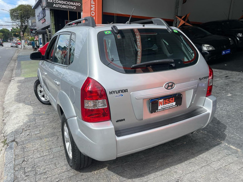 Hyundai Tucson 2.0 Gl 4x2 Aut. 5p